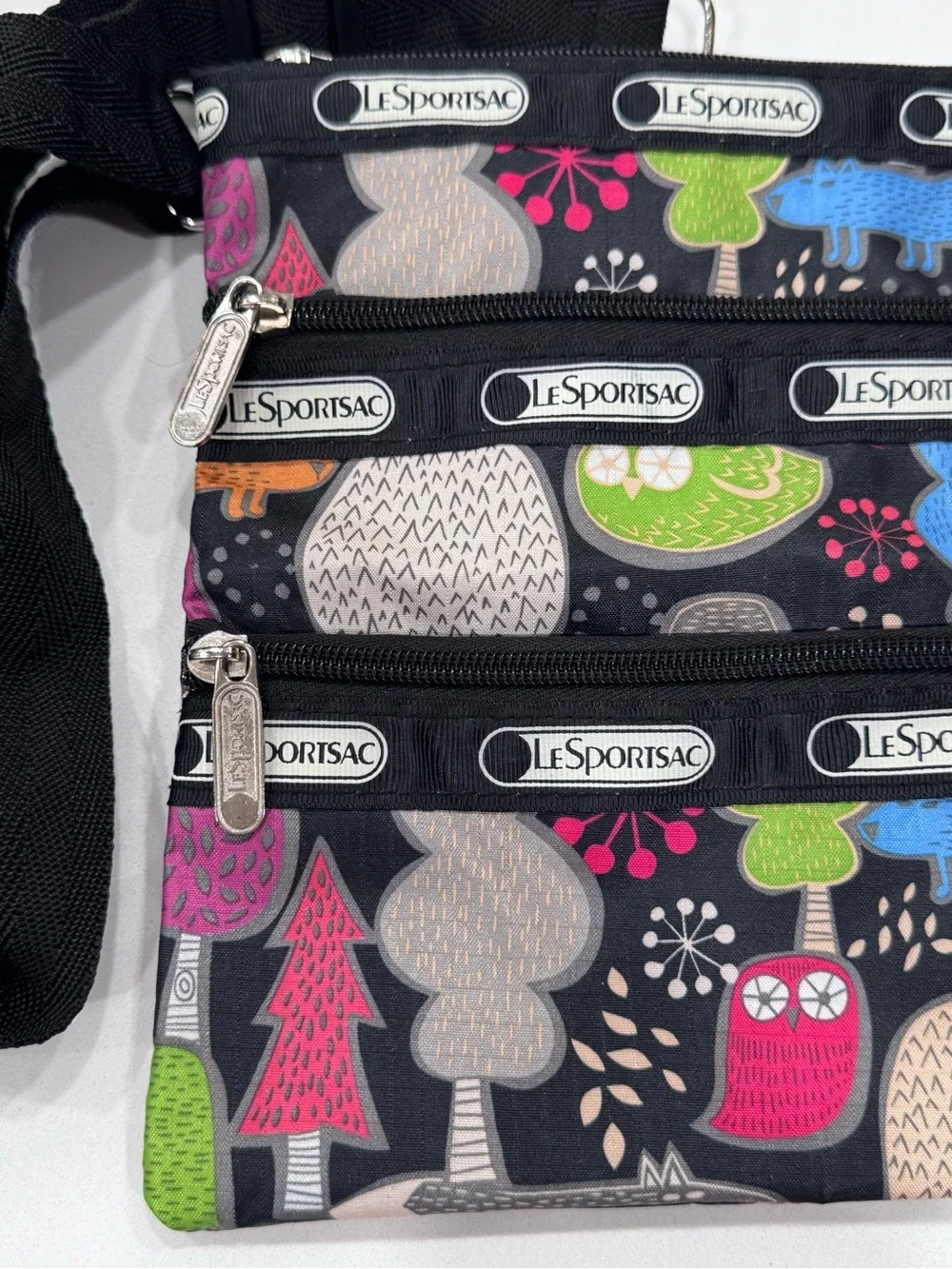 LeSportsac Woodland Fox Owl Print 3 Zip Crossbody Bag EUC Adjustable Strap